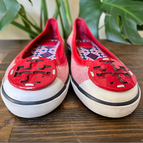 💕Host Pick💕Tory Burch Channing Red Patent Leather/Canvas Flats Hardly Used! - Picture 4 of 11